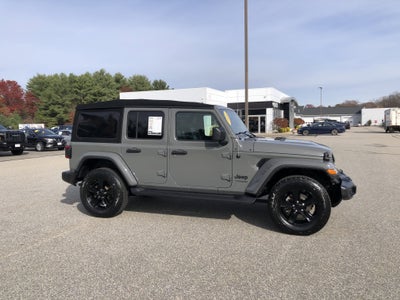 2022 Jeep Wrangler Unlimited Sahara Altitude