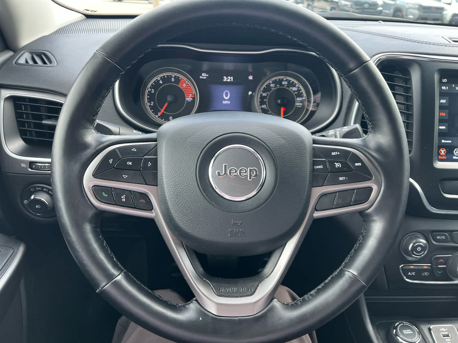 2021 Jeep Cherokee Latitude Lux