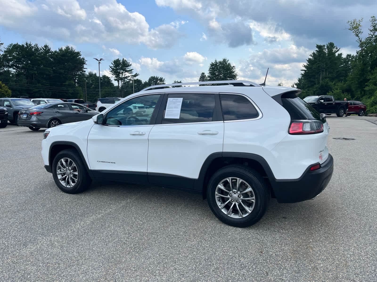 2021 Jeep Cherokee Latitude Lux