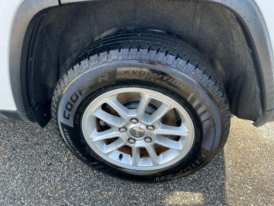 2019 Jeep Grand Cherokee Laredo E