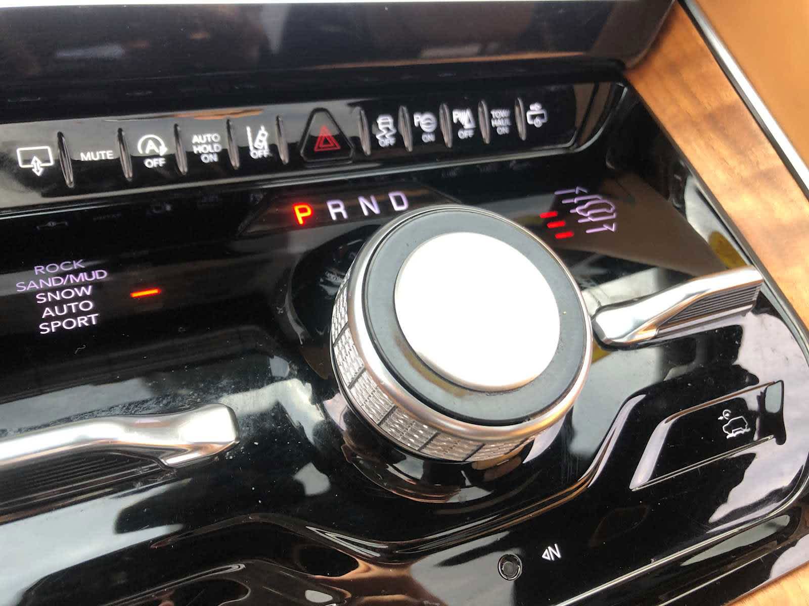 2024 Jeep Grand Wagoneer Series III