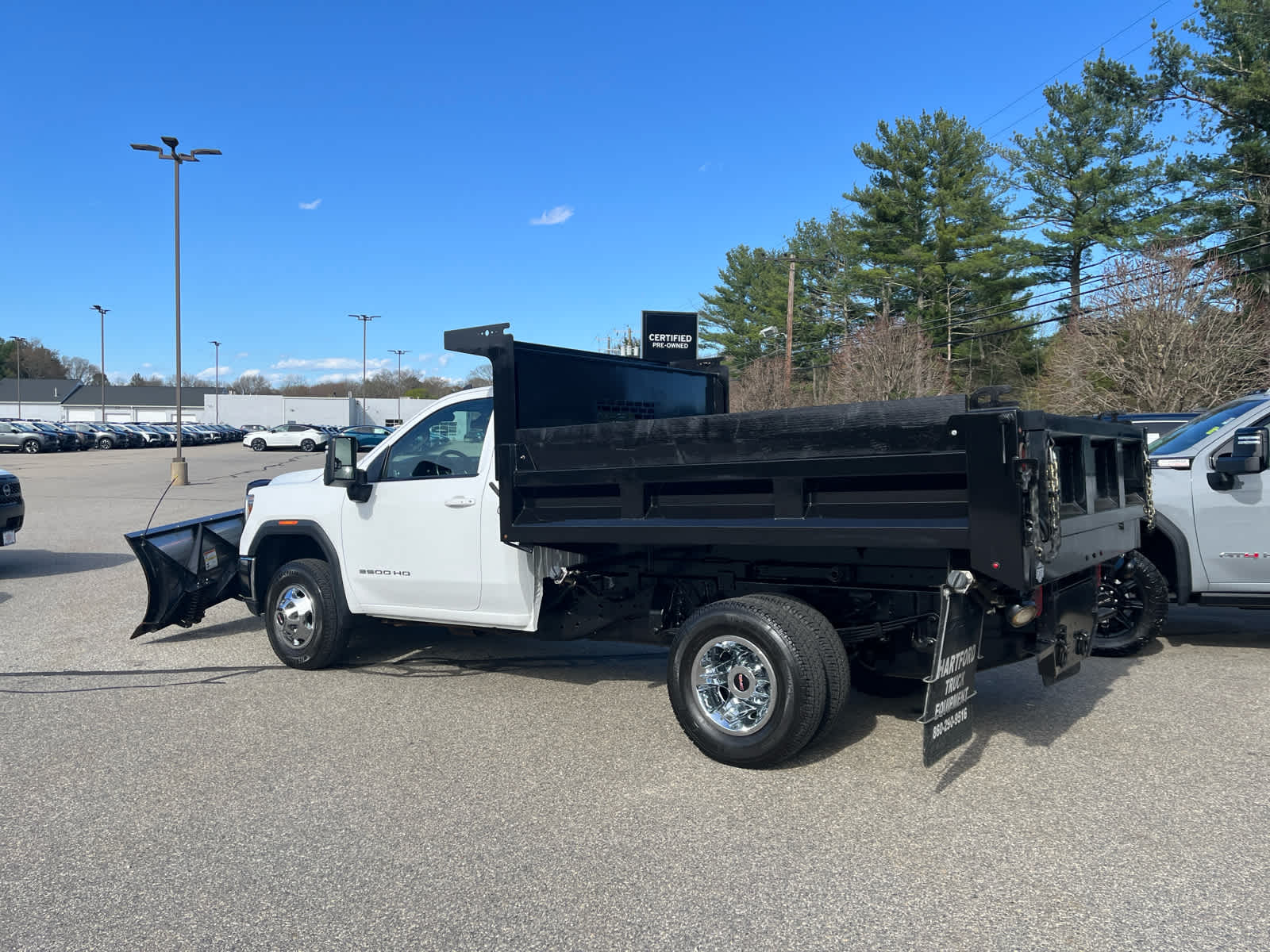 2022 GMC Sierra 3500 HD Chassis Cab SLE