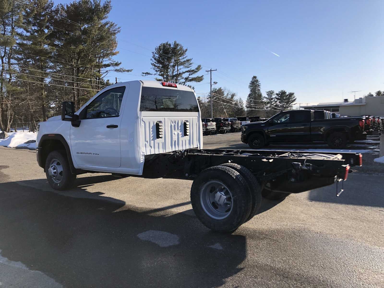2026 GMC Sierra 3500 HD Chassis Cab Pro