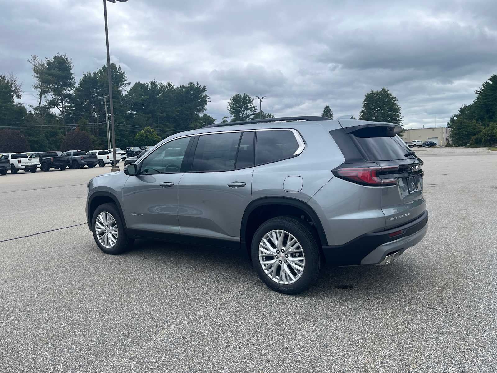 2027 GMC Acadia Elevation