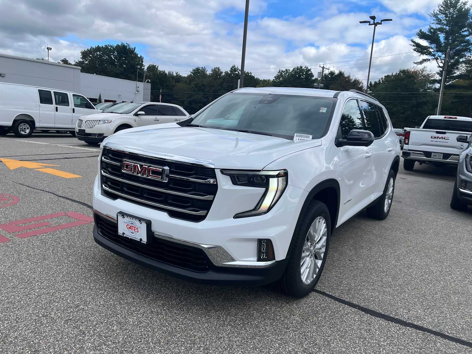 2027 GMC Acadia Elevation
