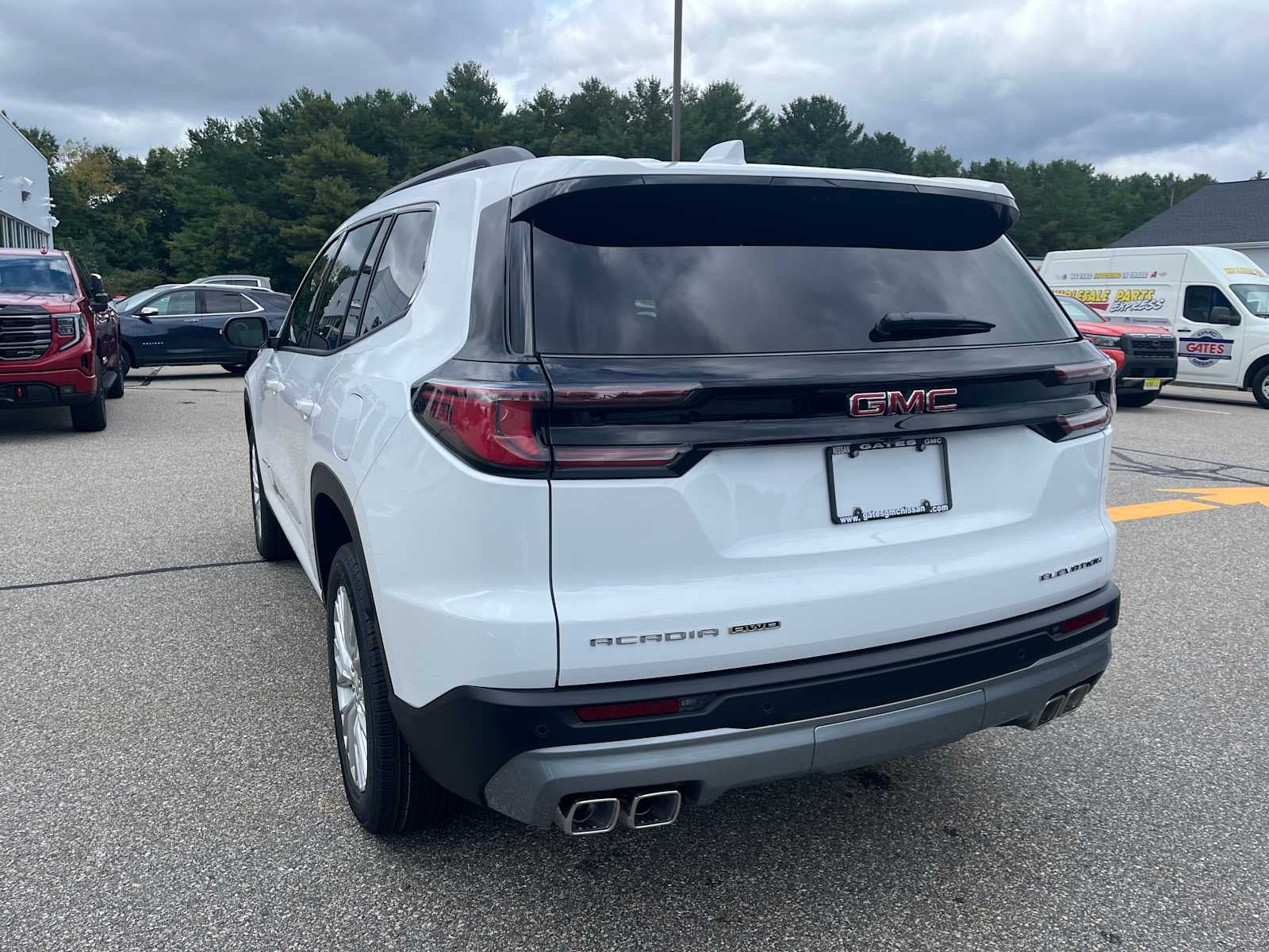 2027 GMC Acadia Elevation