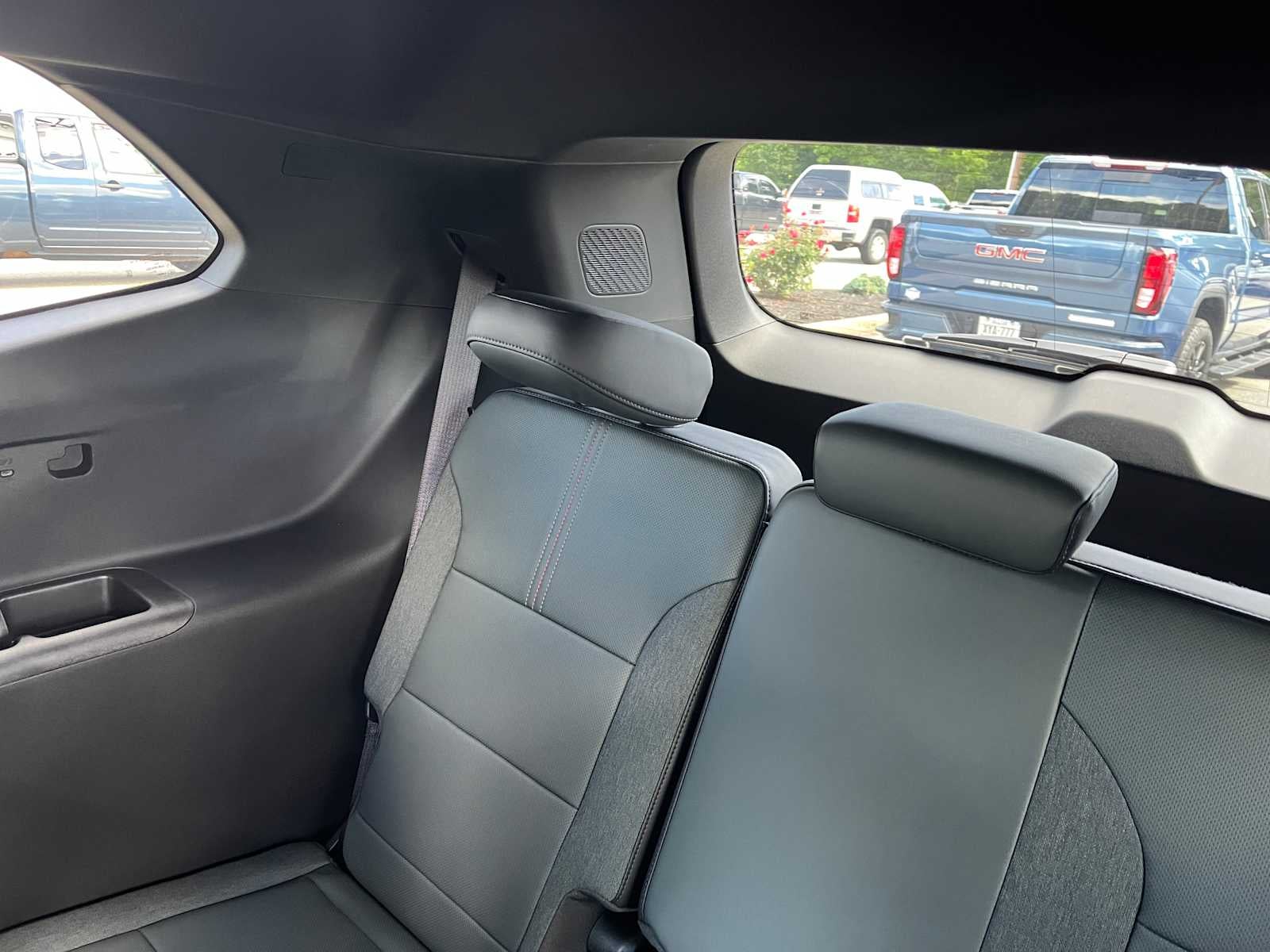 2027 GMC Acadia AT4