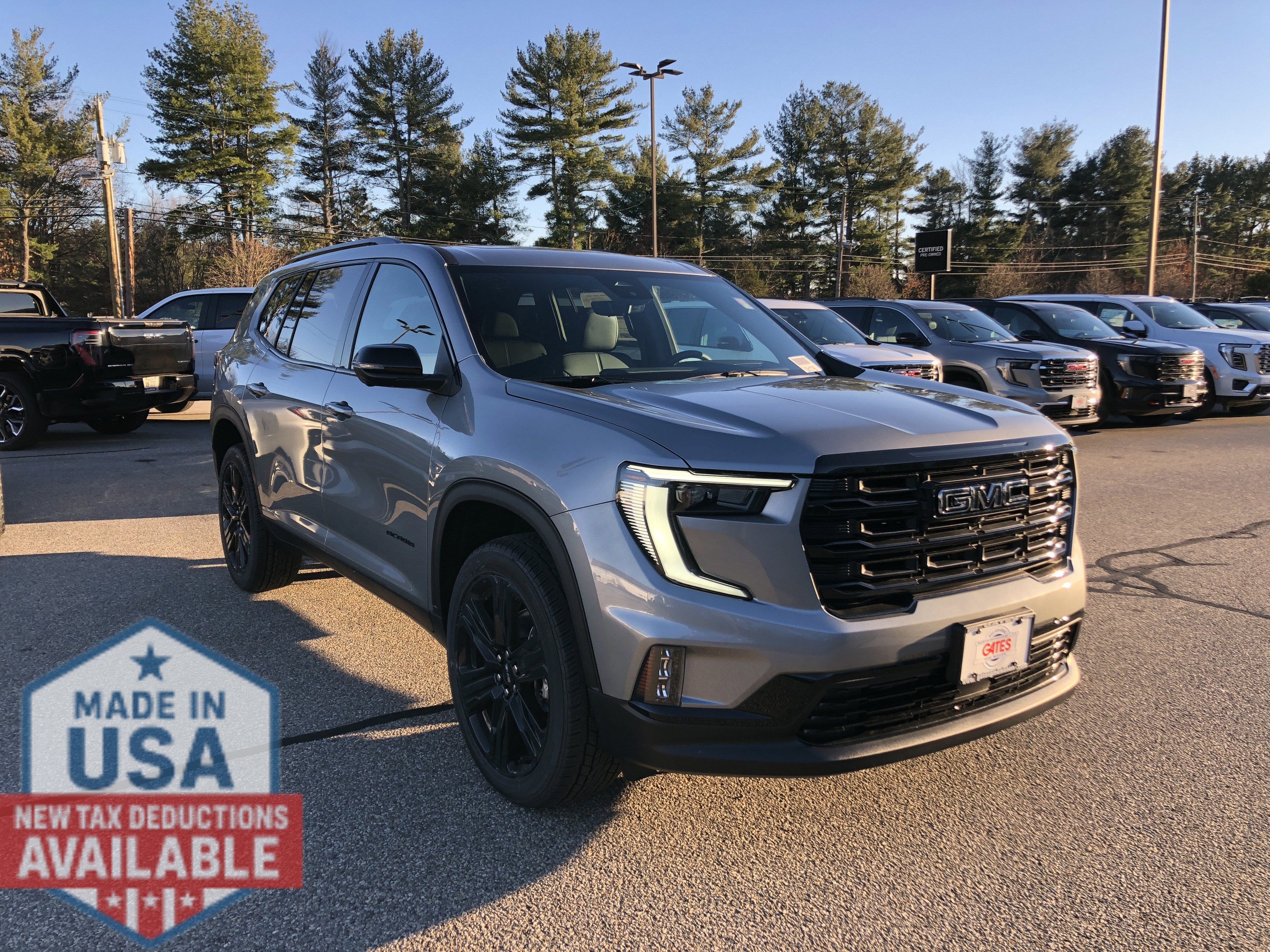 2026 GMC Acadia Elevation