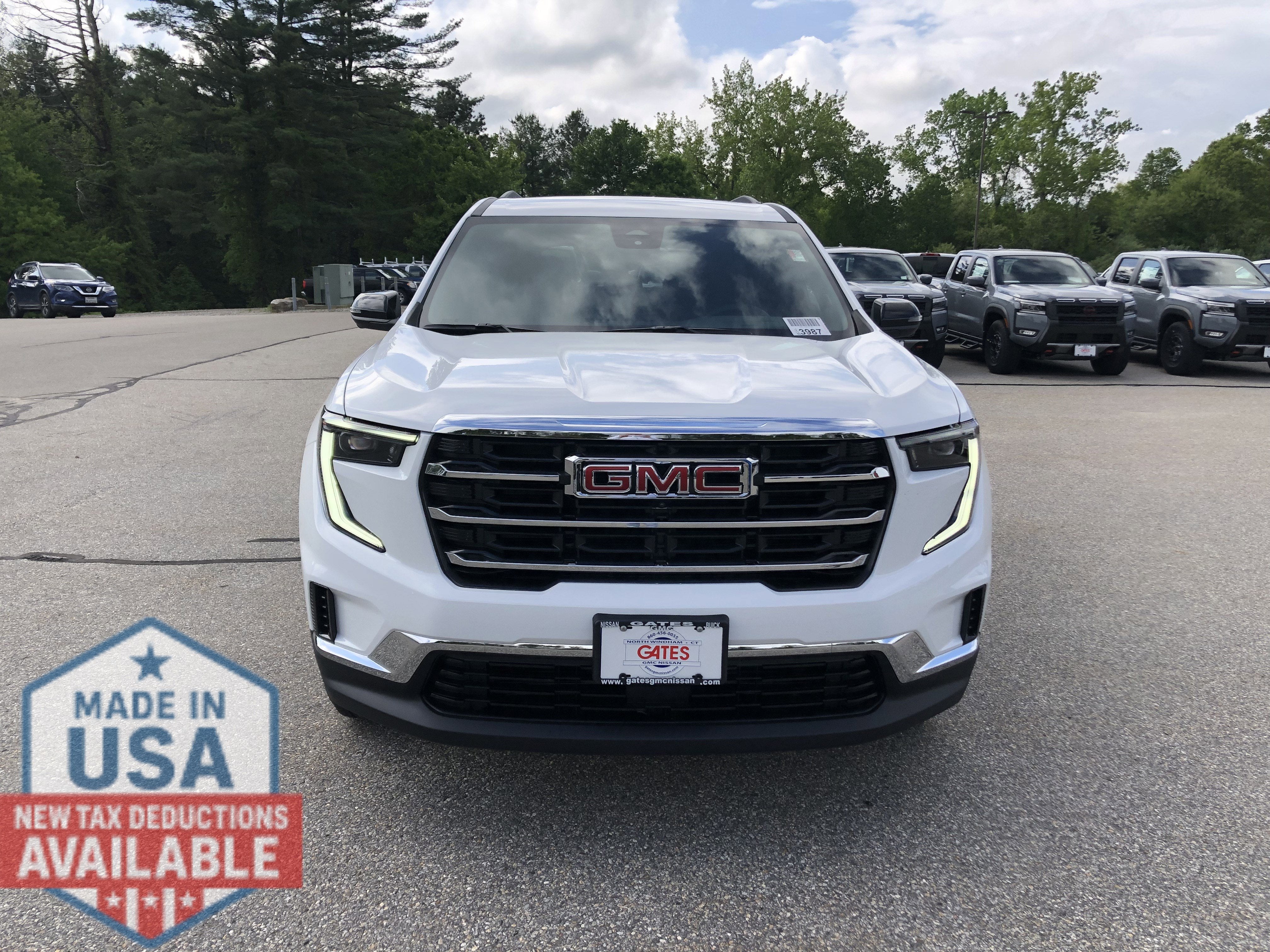 2025 GMC Acadia Elevation