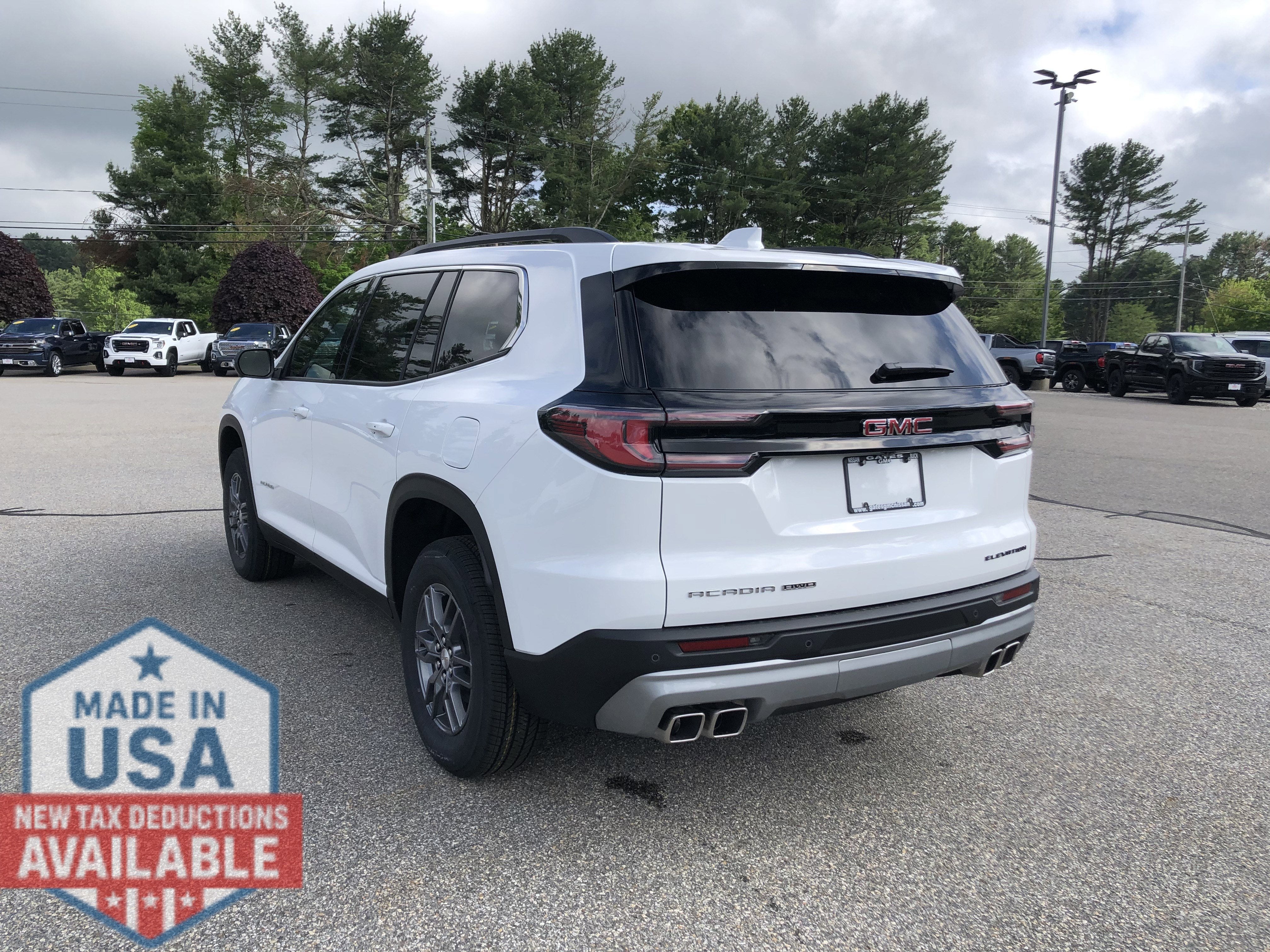 2025 GMC Acadia Elevation