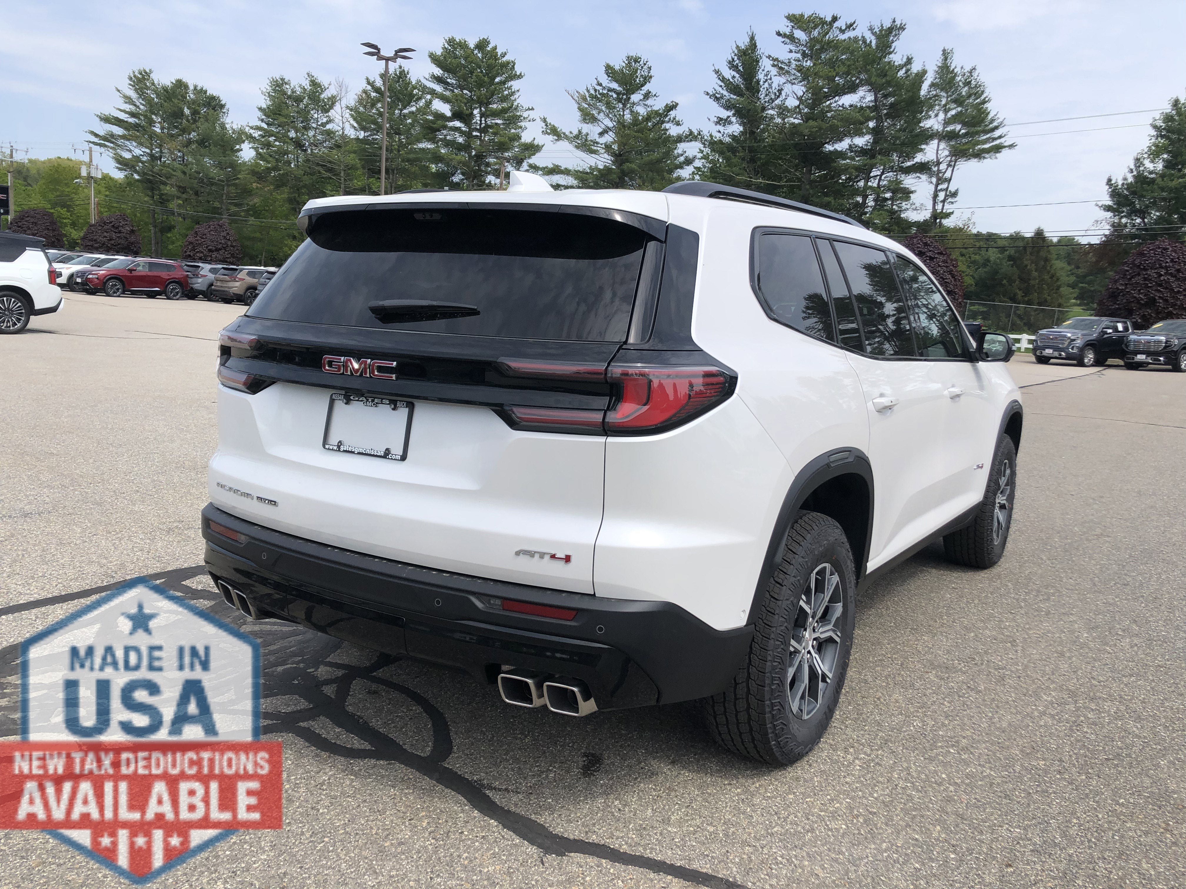 2025 GMC Acadia AT4