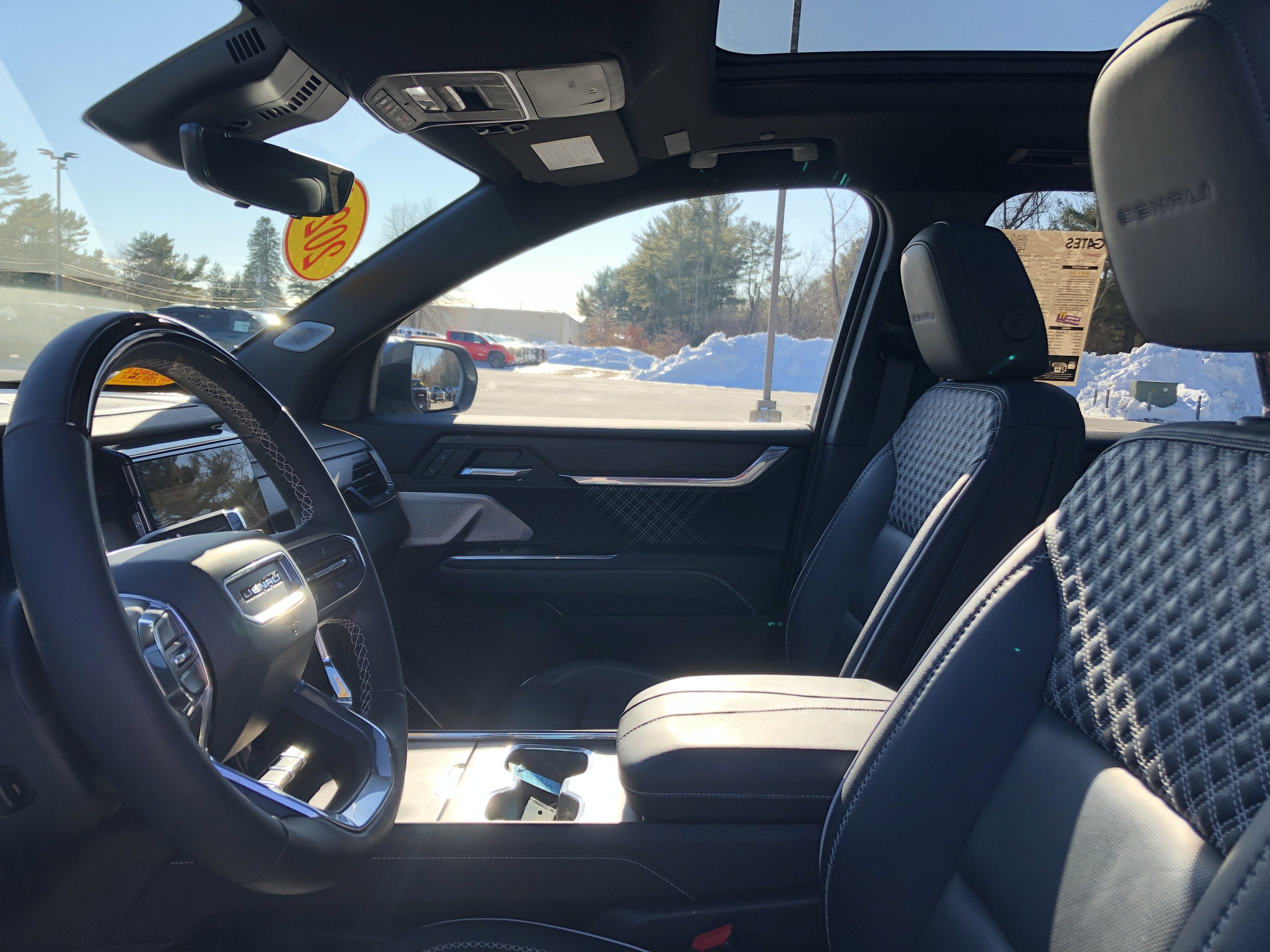 2024 GMC Acadia Denali