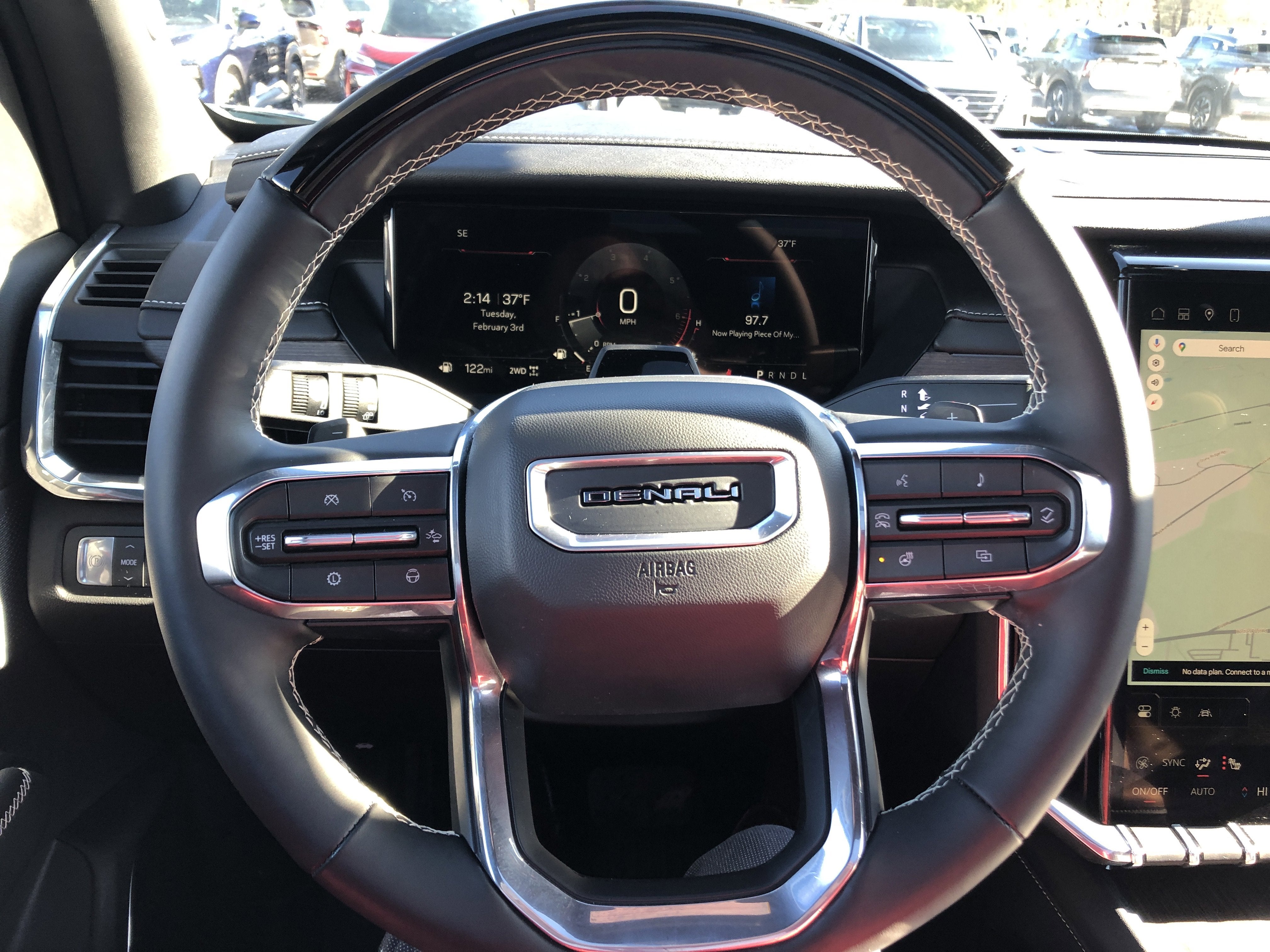 2024 GMC Acadia Denali