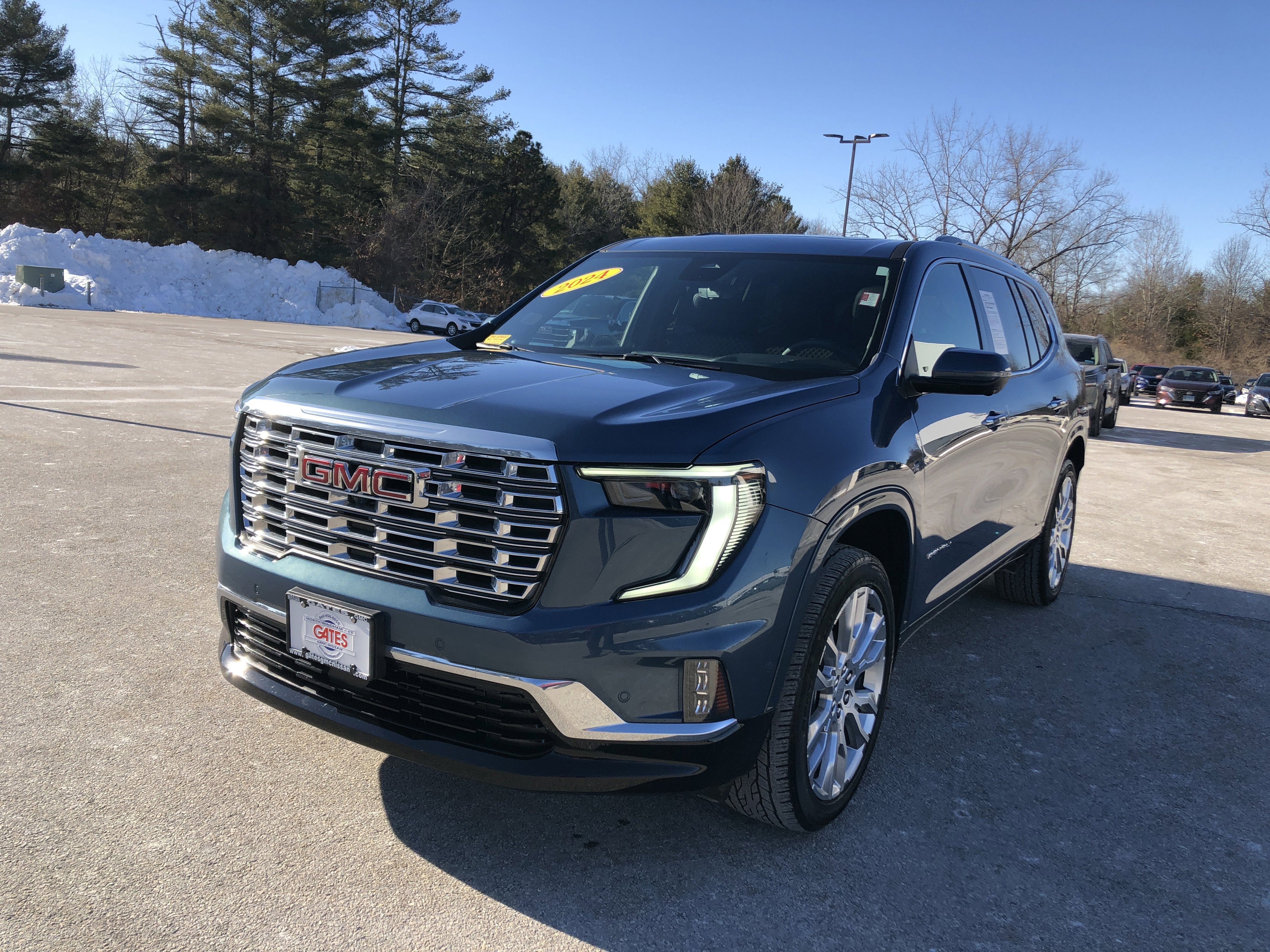 2024 GMC Acadia Denali