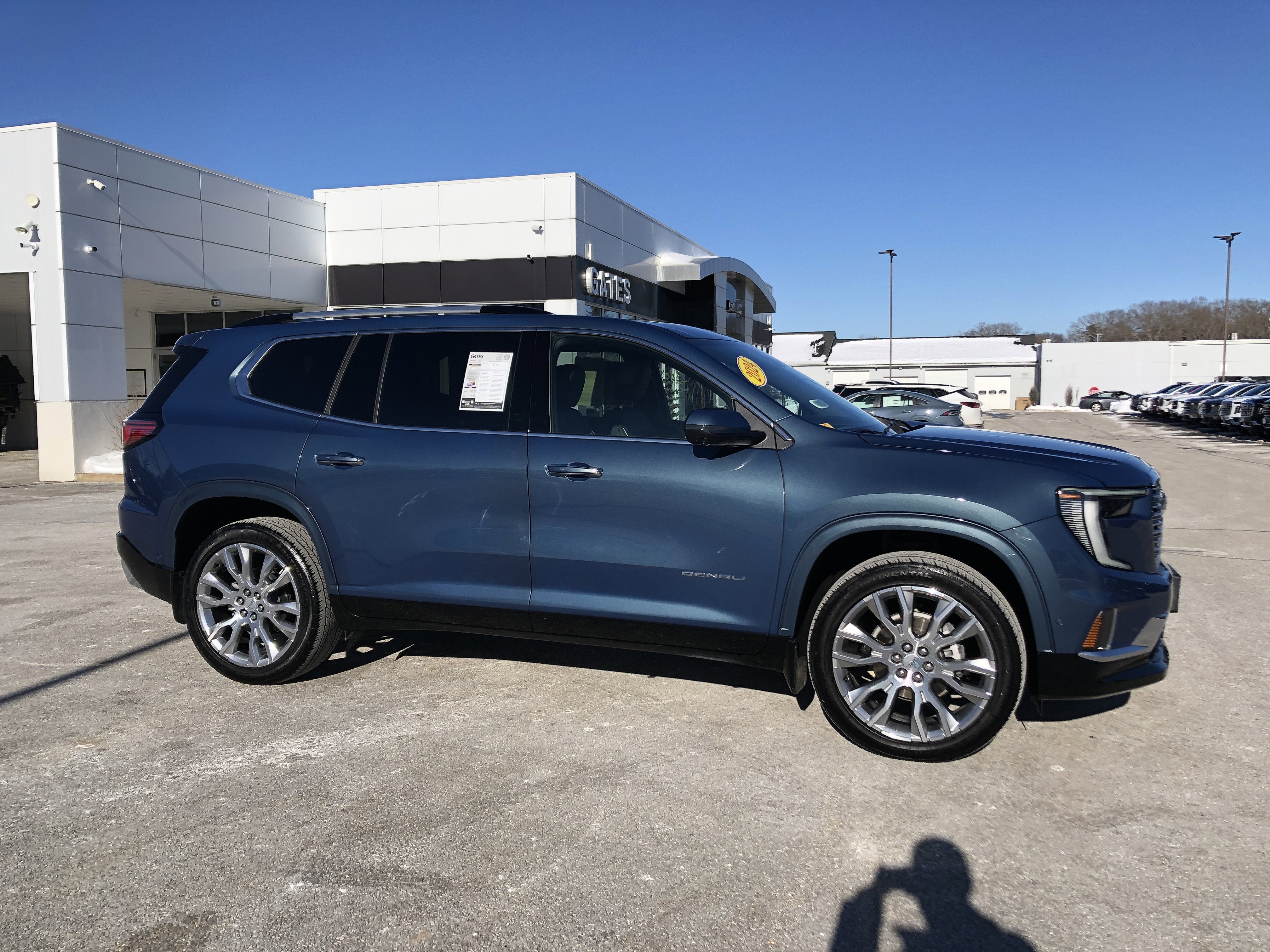 2024 GMC Acadia Denali