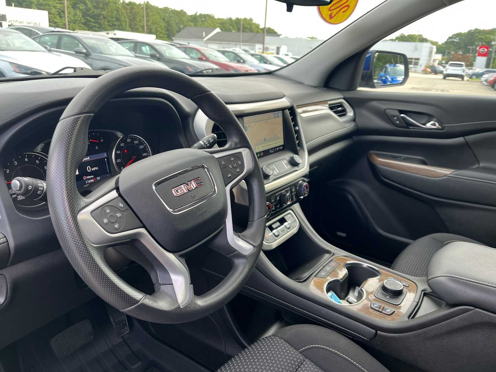 2023 GMC Acadia SLE