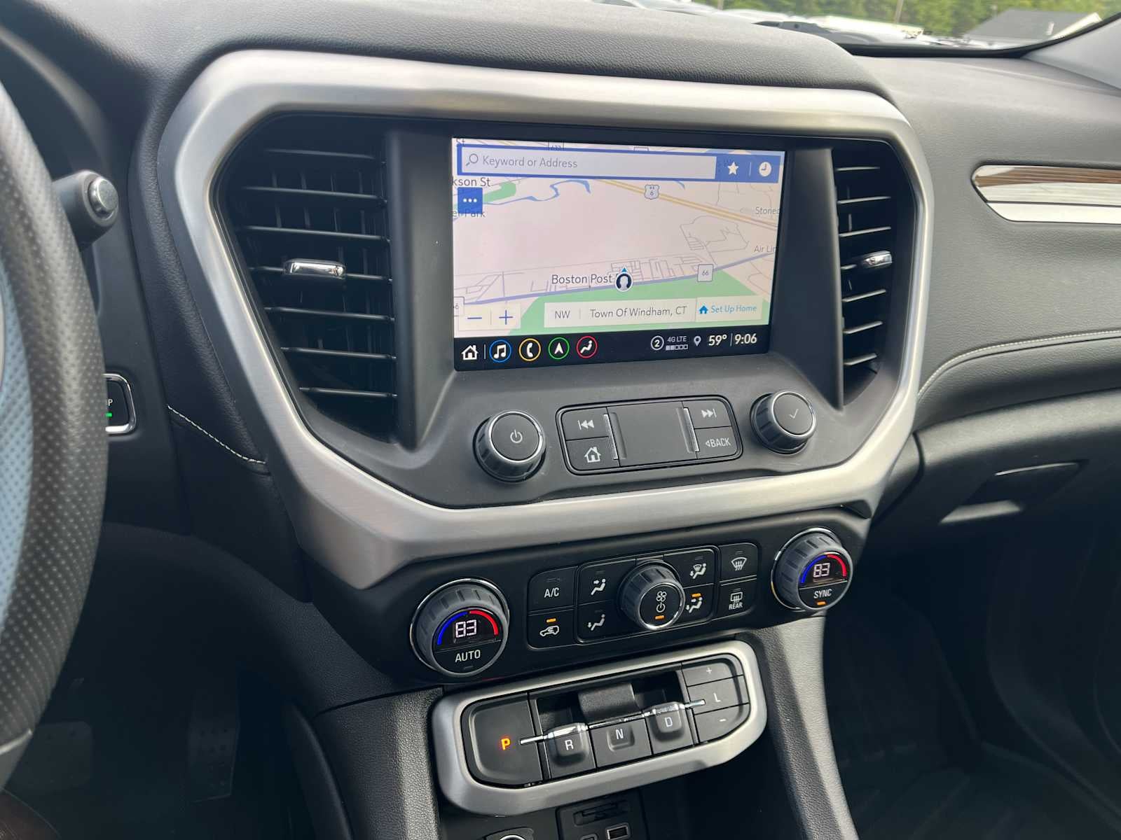 2023 GMC Acadia SLE