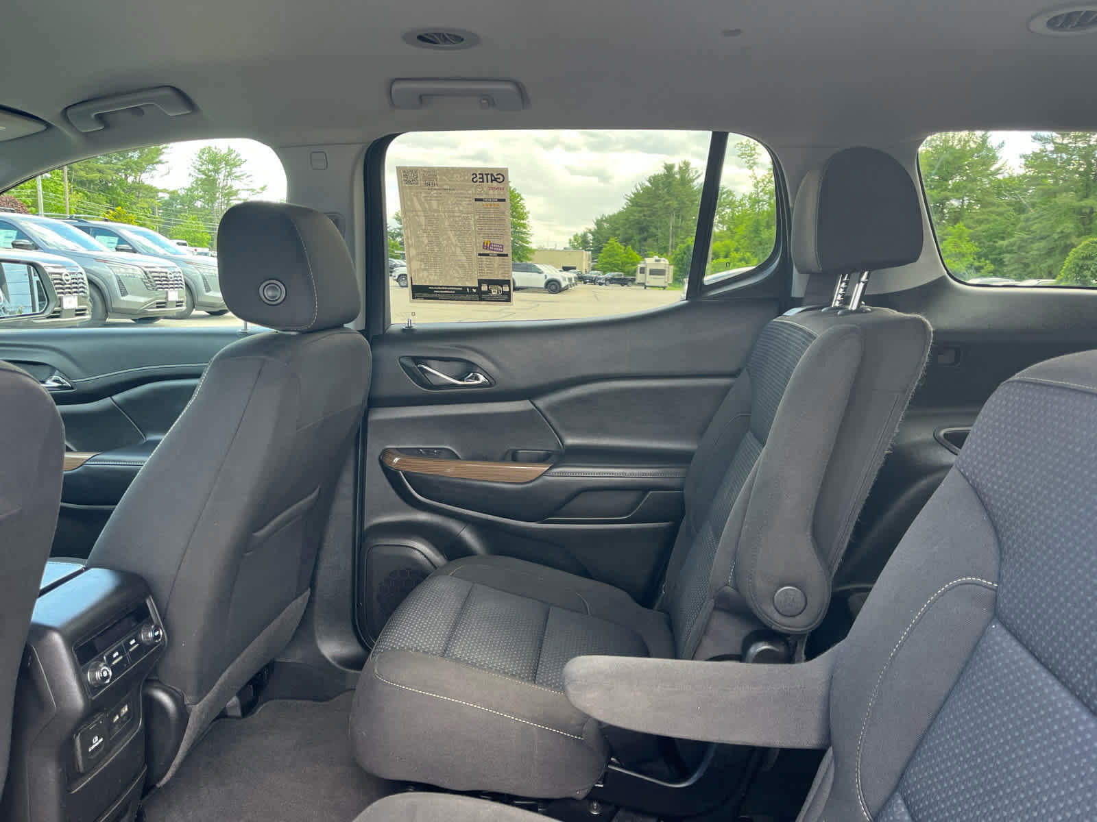 2020 GMC Acadia SLE
