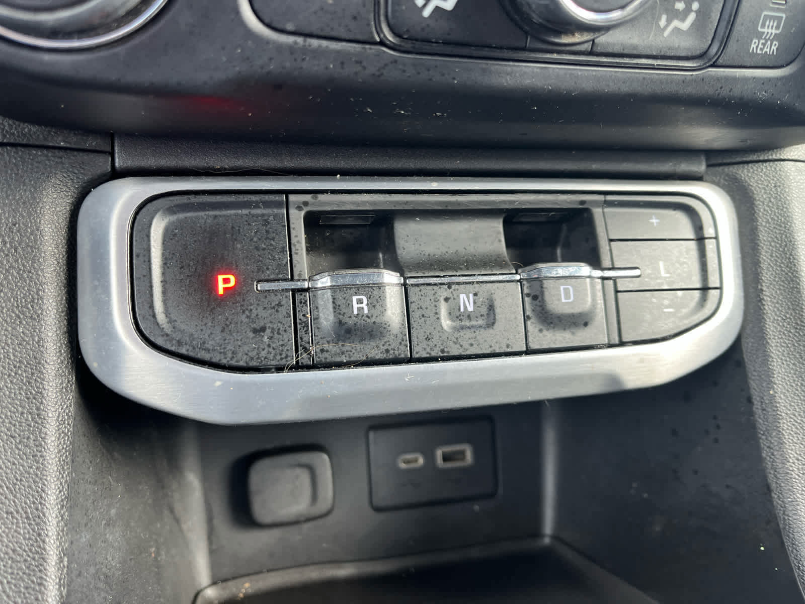 2020 GMC Acadia SLE