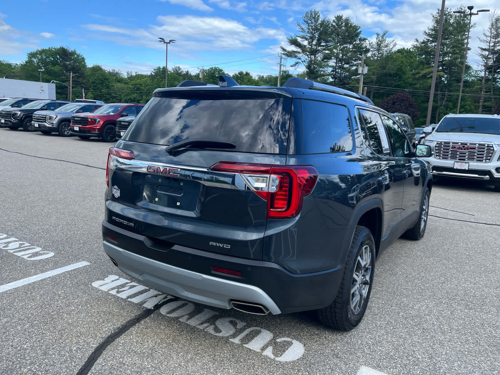 2020 GMC Acadia SLE
