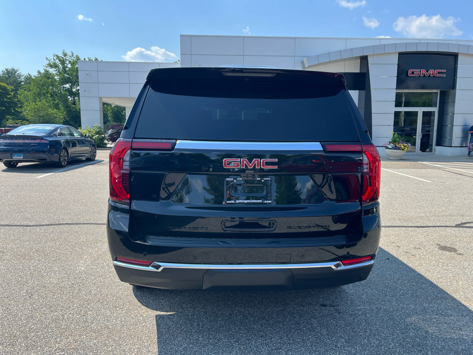 2026 GMC Yukon Elevation