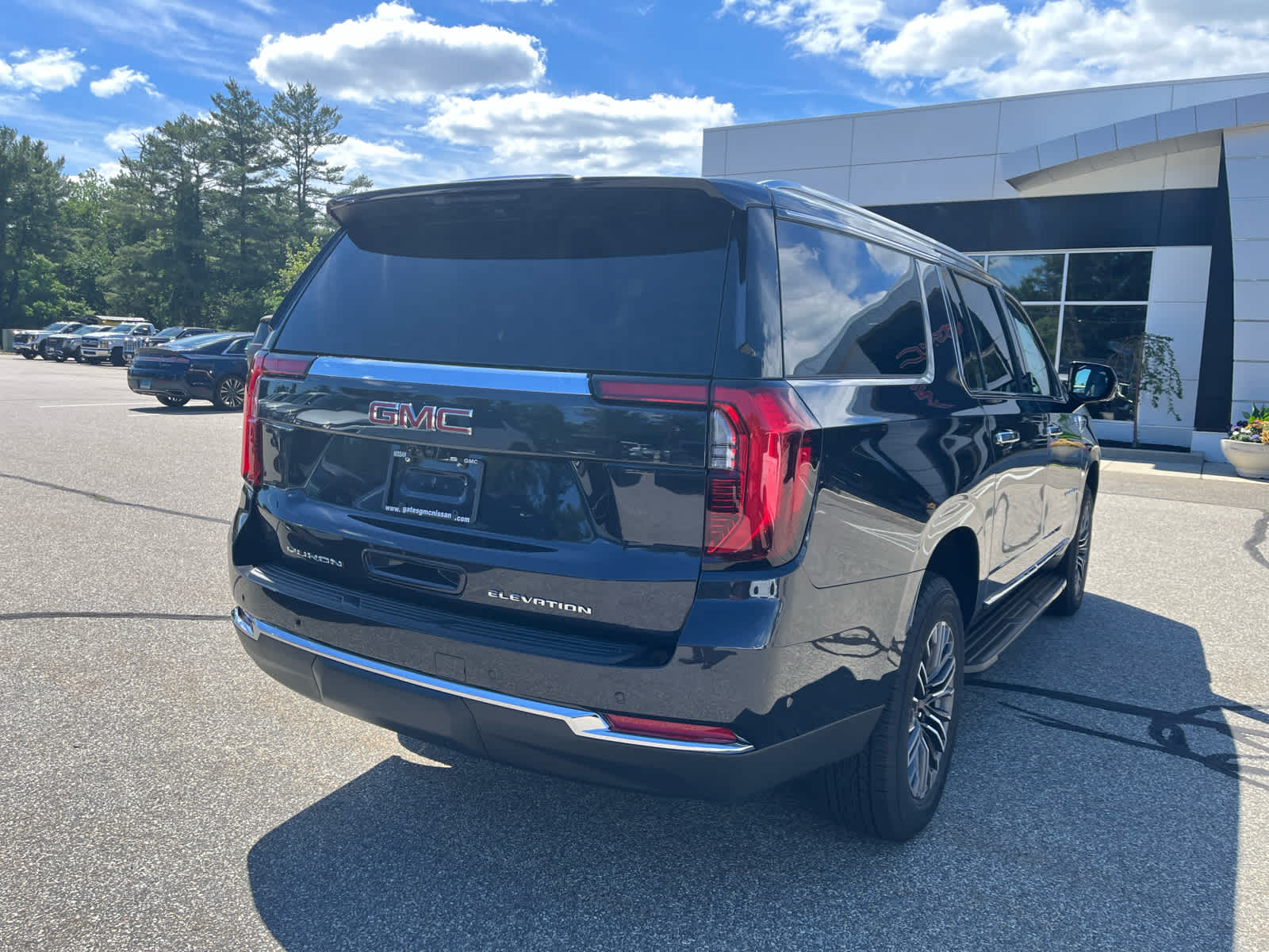 2026 GMC Yukon XL Elevation