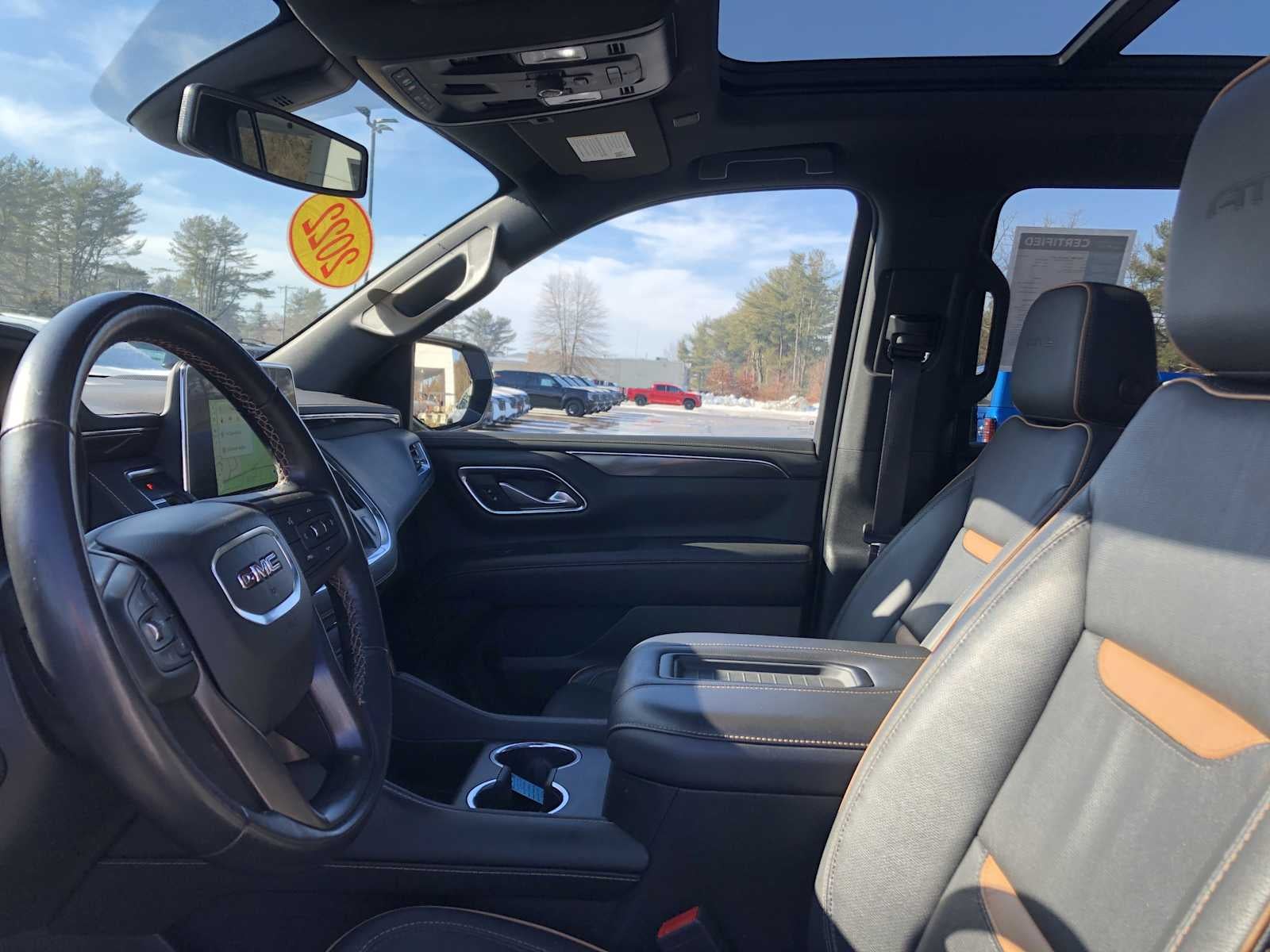 2022 GMC Yukon XL AT4