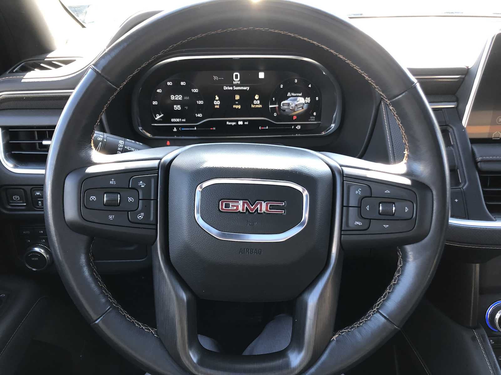 2022 GMC Yukon XL AT4