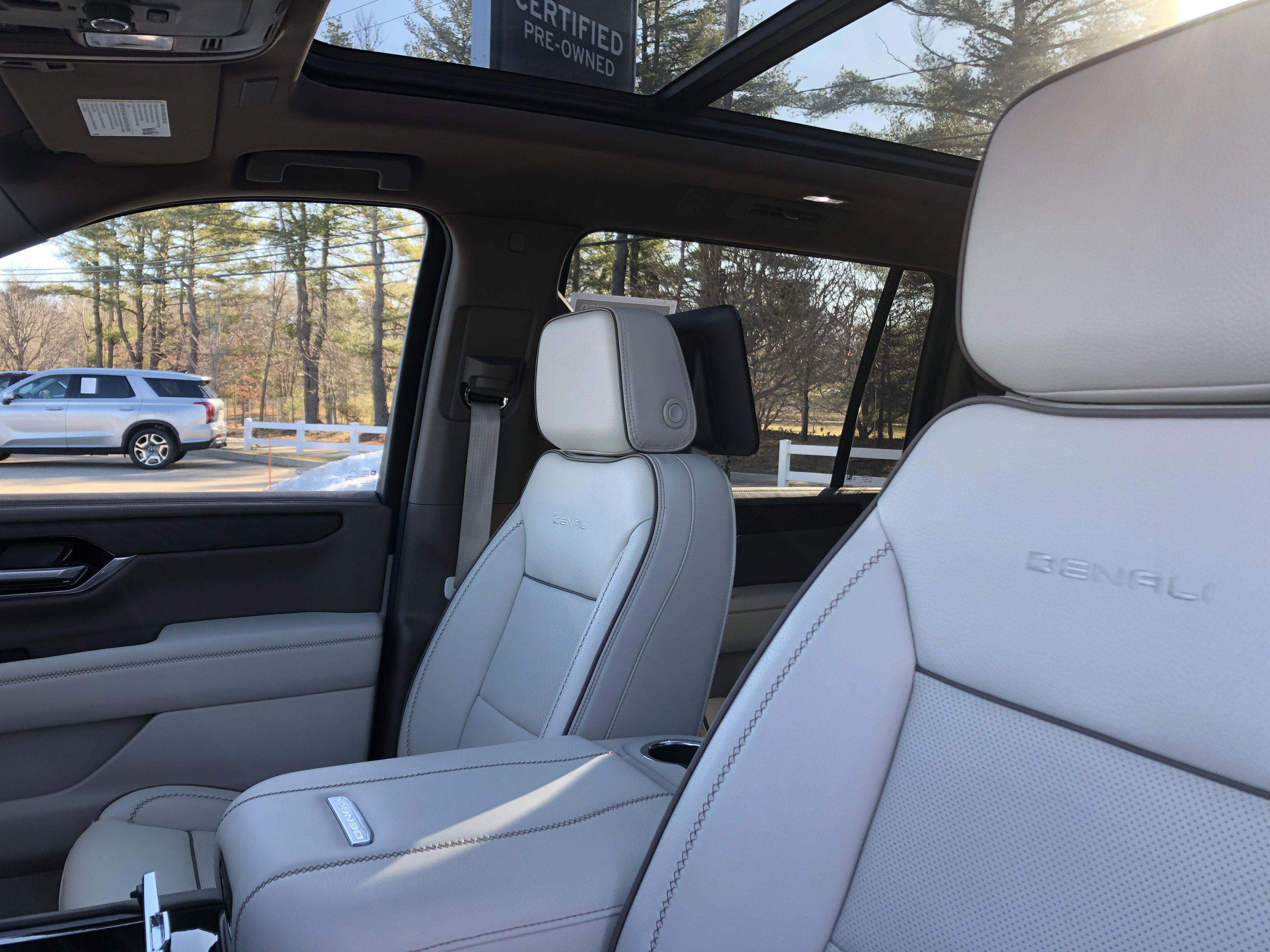 2025 GMC Yukon XL Denali