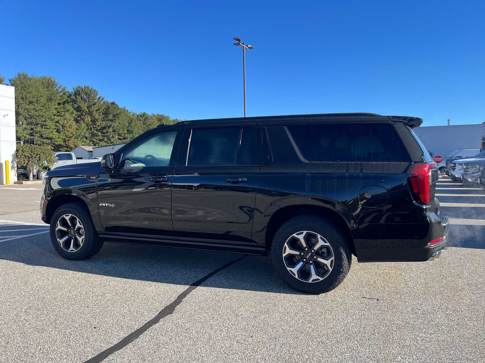 2027 GMC Yukon XL AT4 Ultimate