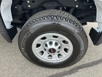 2025 GMC Sierra 3500 HD Pro