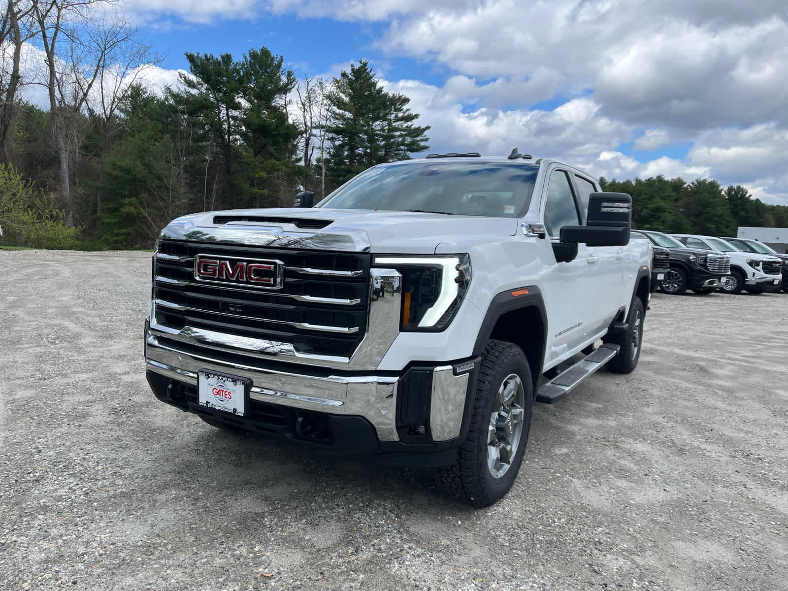 2026 GMC Sierra 2500 HD SLE