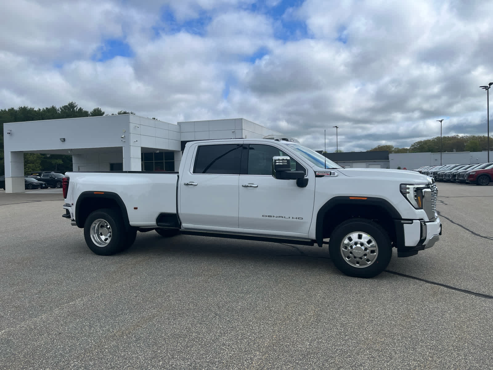 2026 GMC Sierra 3500 HD Denali DRW