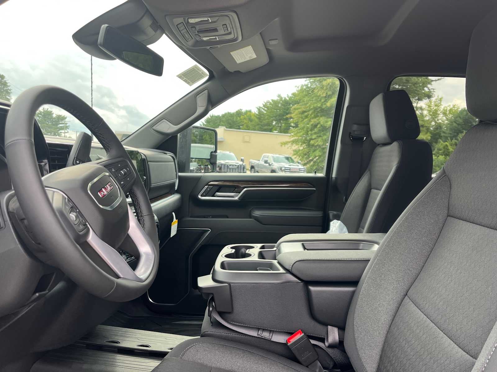2026 GMC Sierra 2500 HD SLE