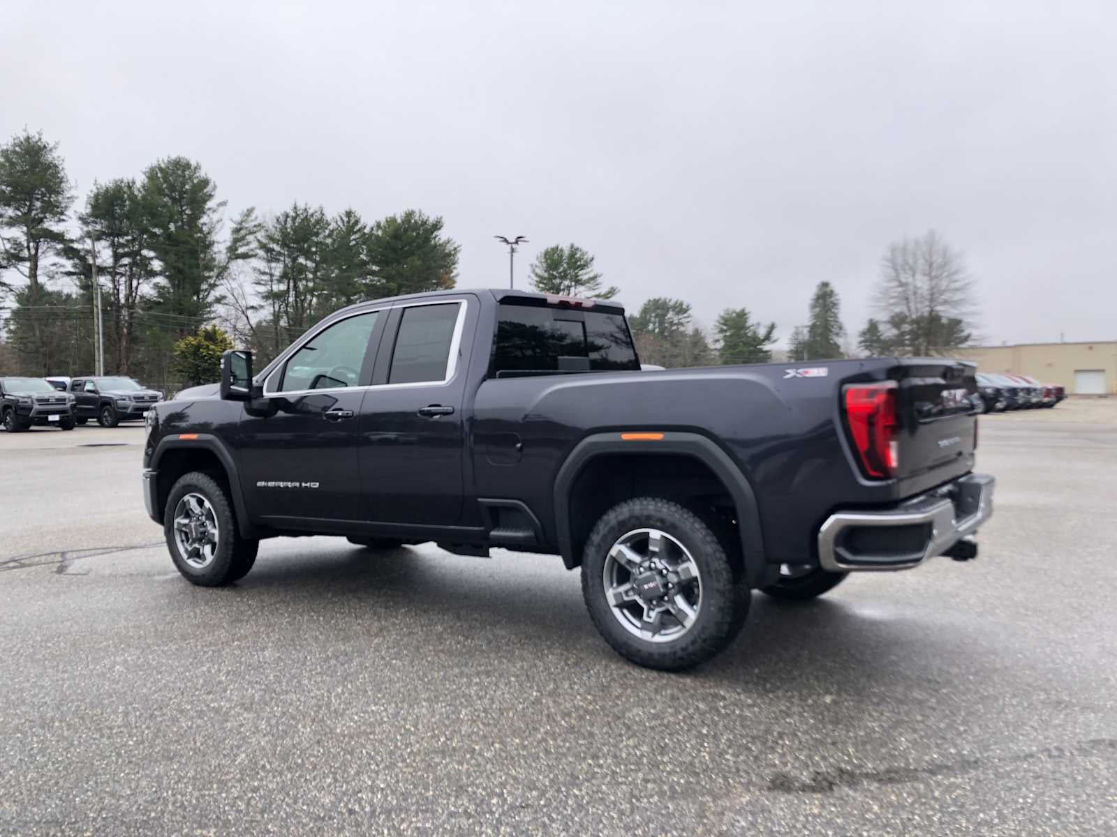 2026 GMC Sierra 2500 HD SLE