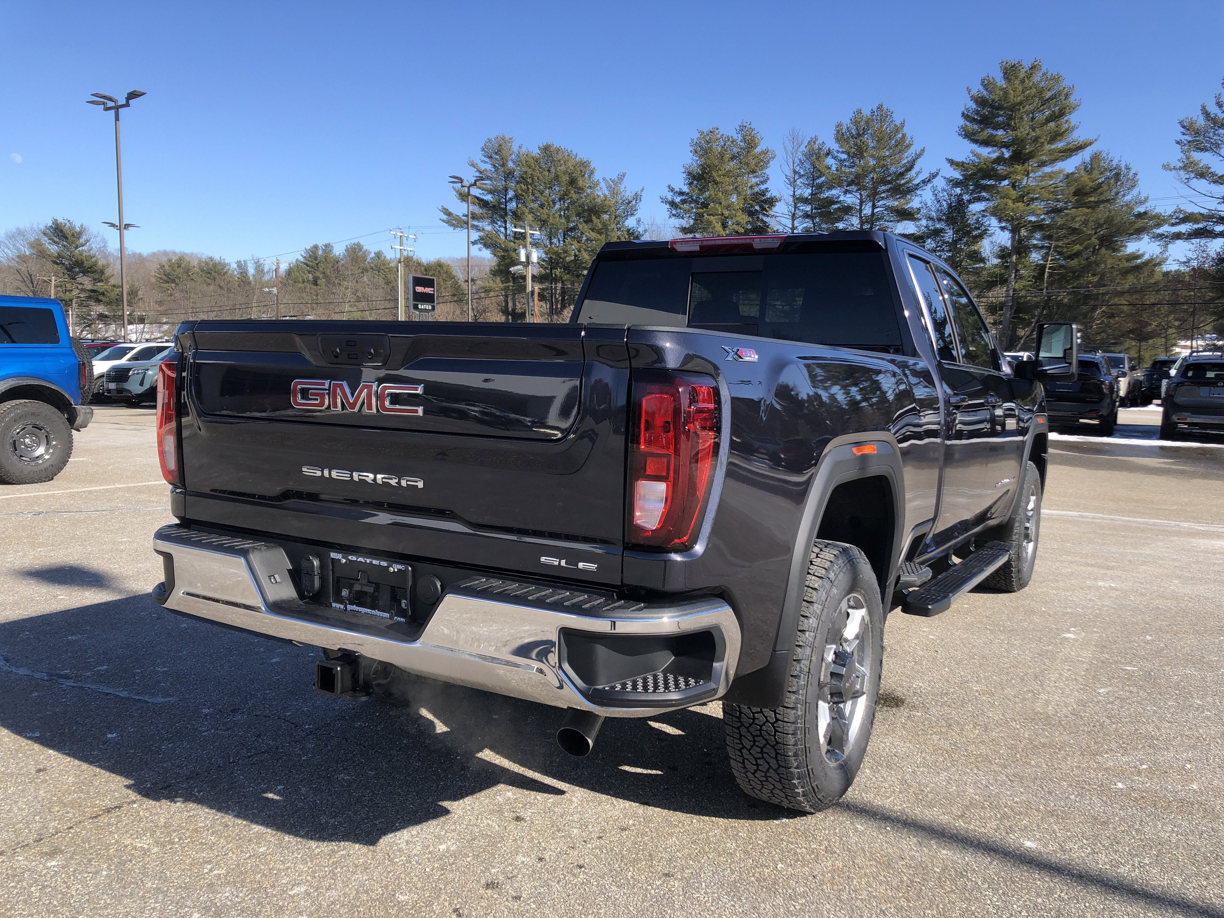2026 GMC Sierra 2500 HD SLE