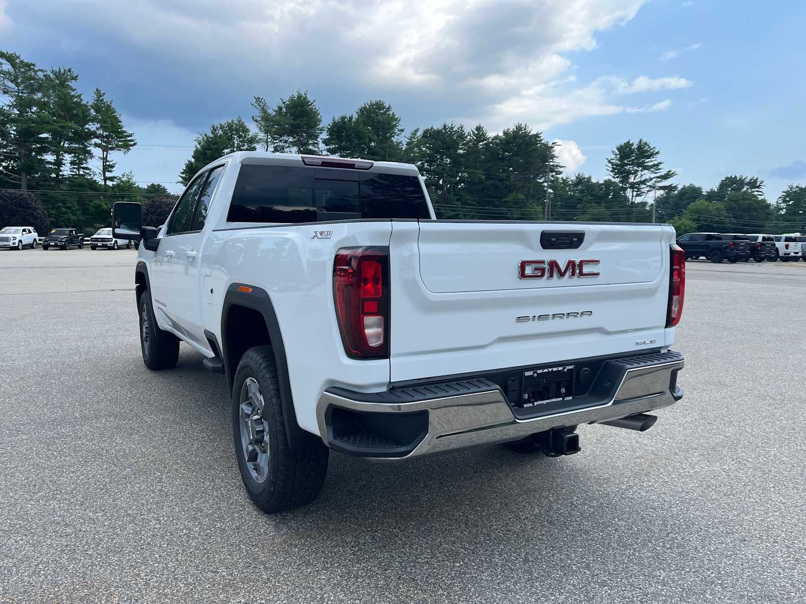 2026 GMC Sierra 2500 HD SLE