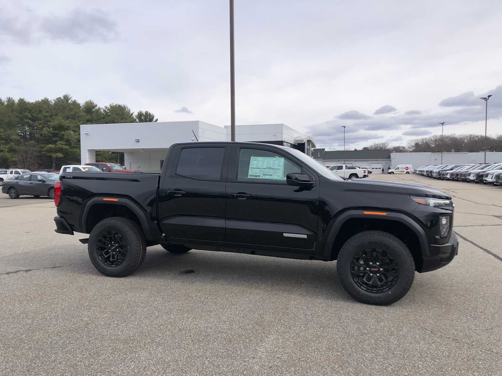2026 GMC Canyon Elevation
