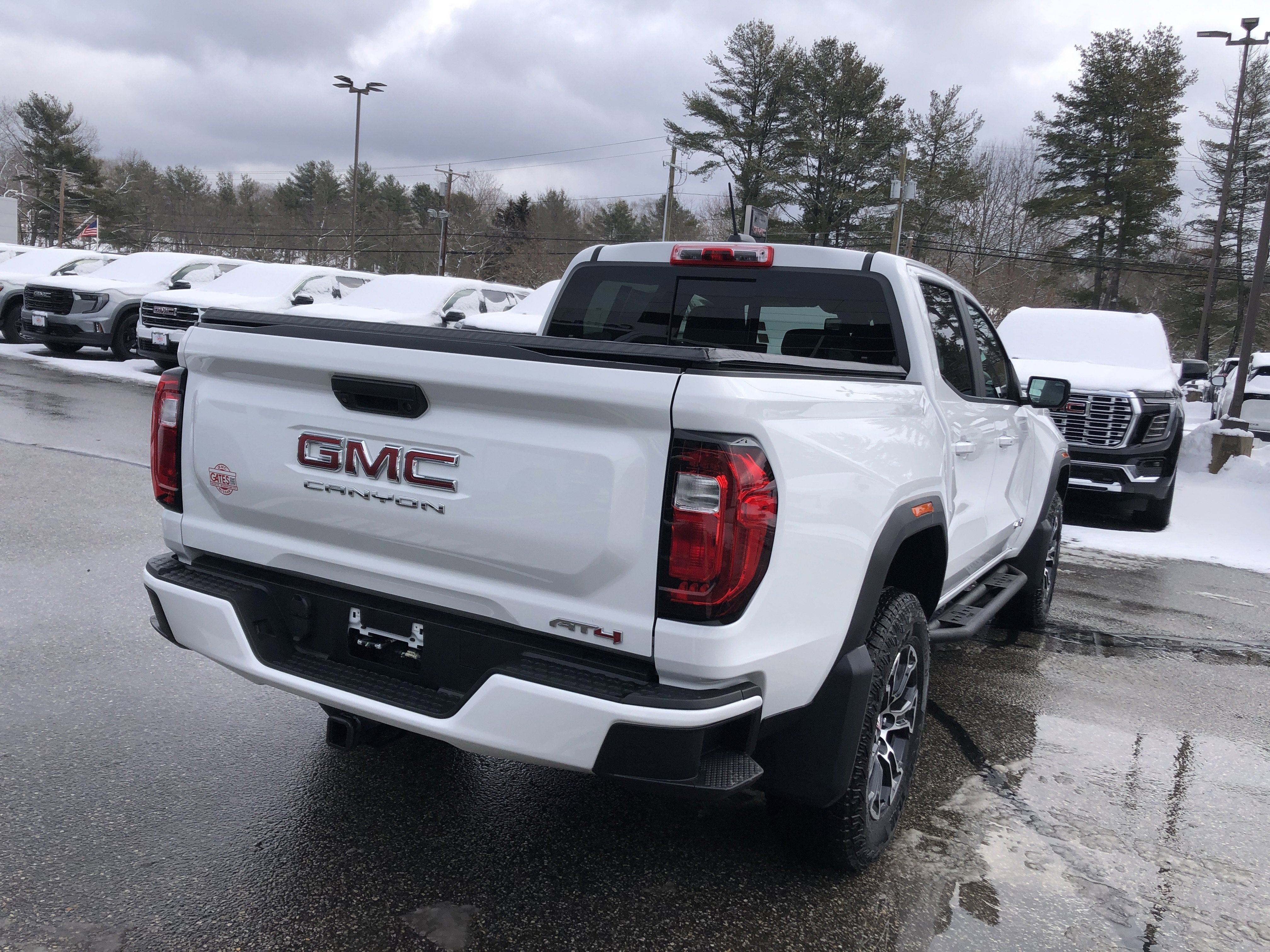 2023 GMC Canyon AT4