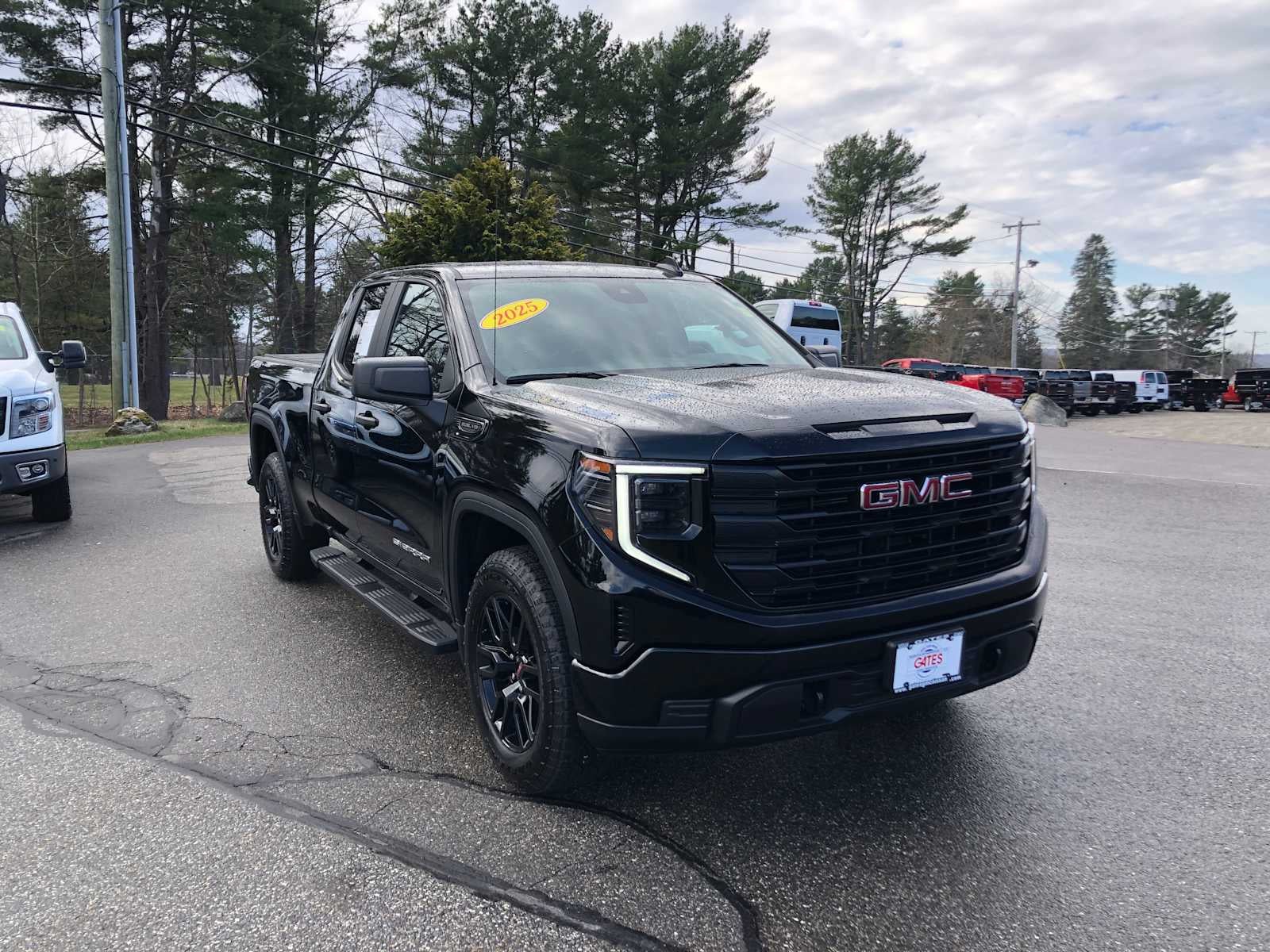 2025 GMC Sierra 1500 Pro