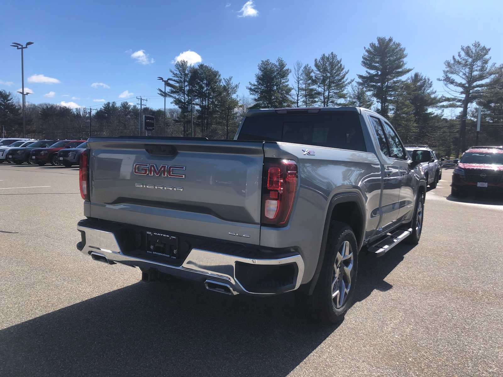 2026 GMC Sierra 1500 SLE