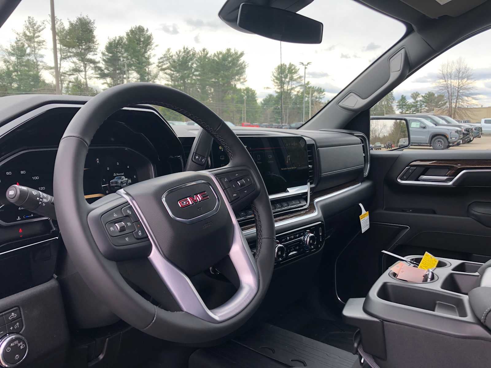 2026 GMC Sierra 1500 SLE