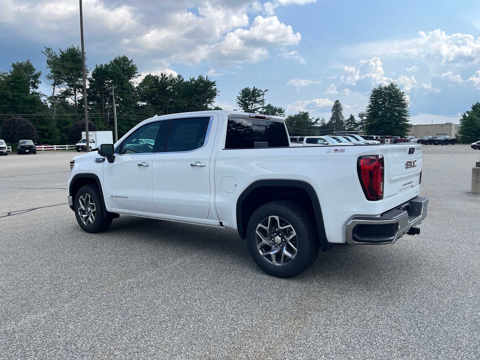 2026 GMC Sierra 1500 SLT