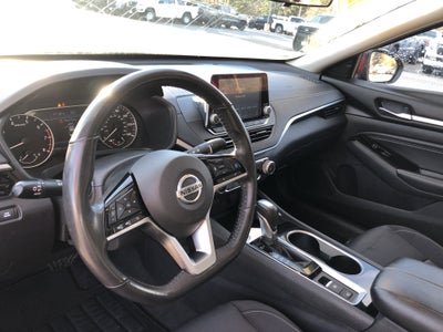 2022 Nissan Altima 2.5 SV