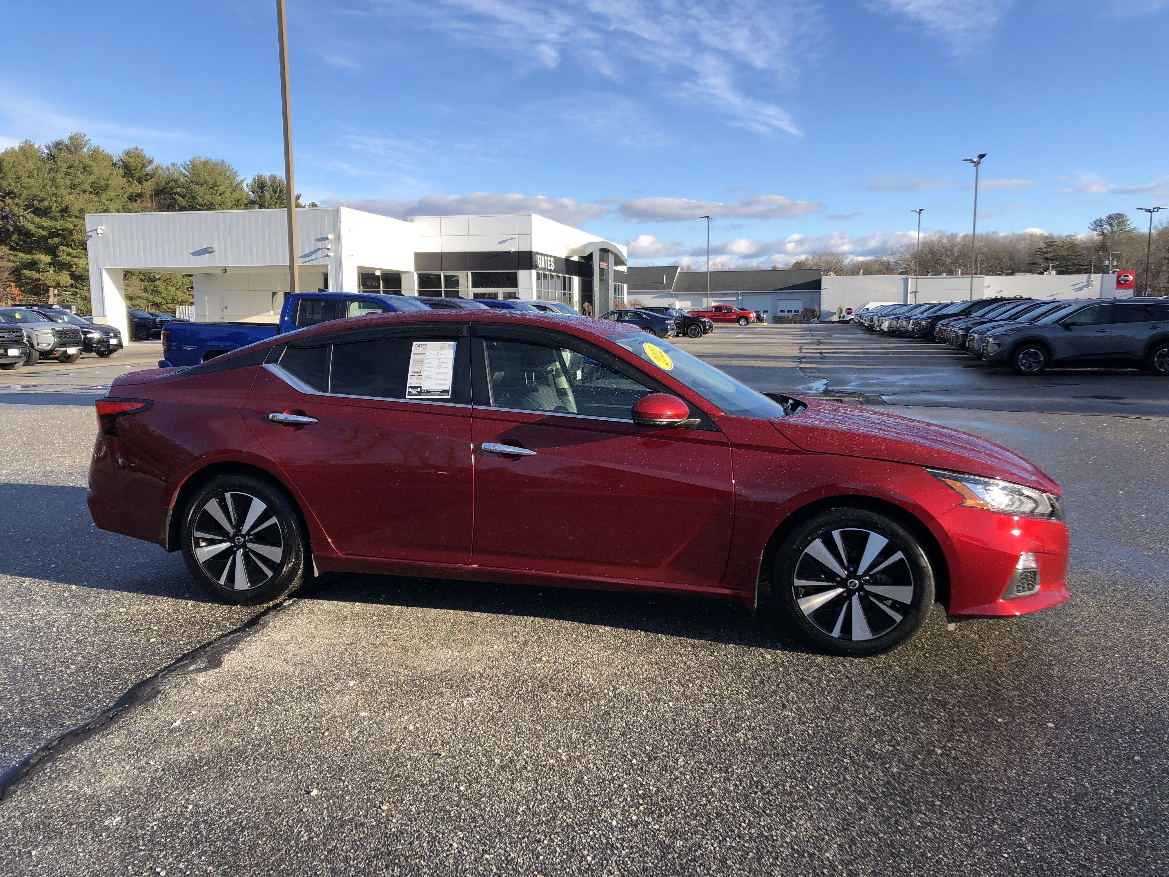 2022 Nissan Altima 2.5 SV