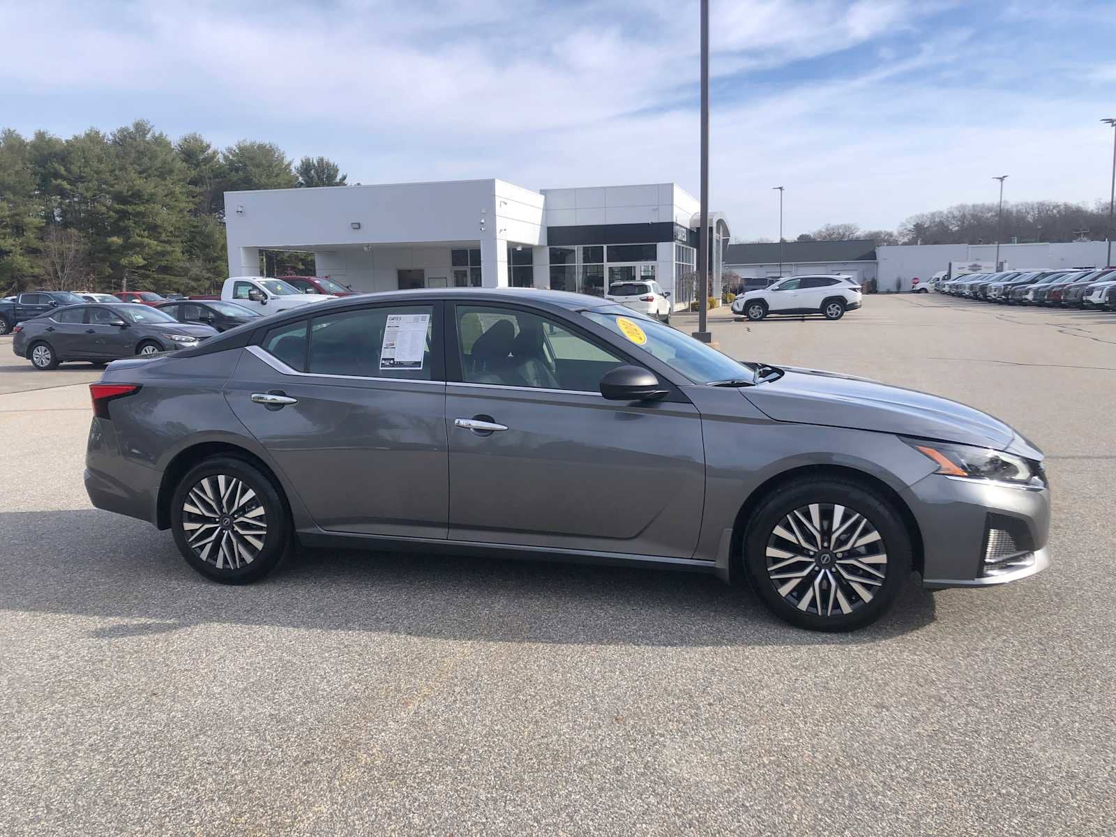 2024 Nissan Altima 2.5 SV