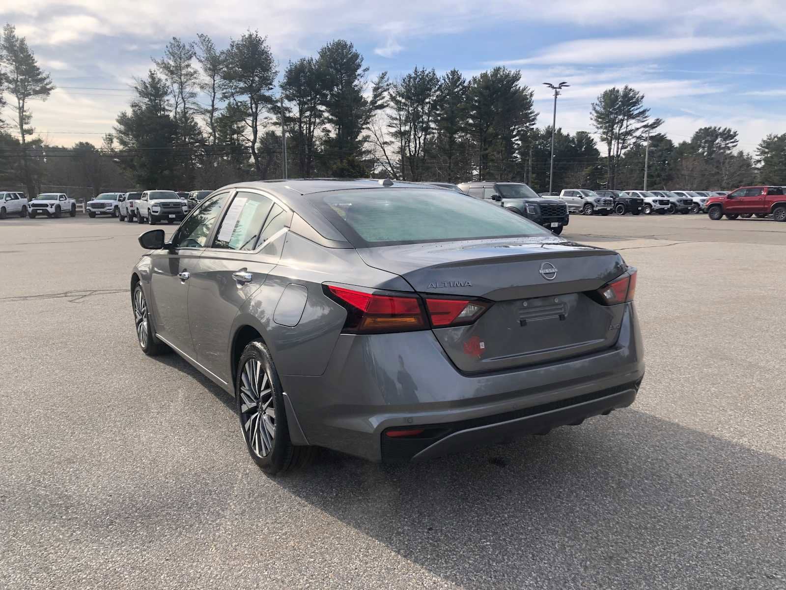 2024 Nissan Altima 2.5 SV