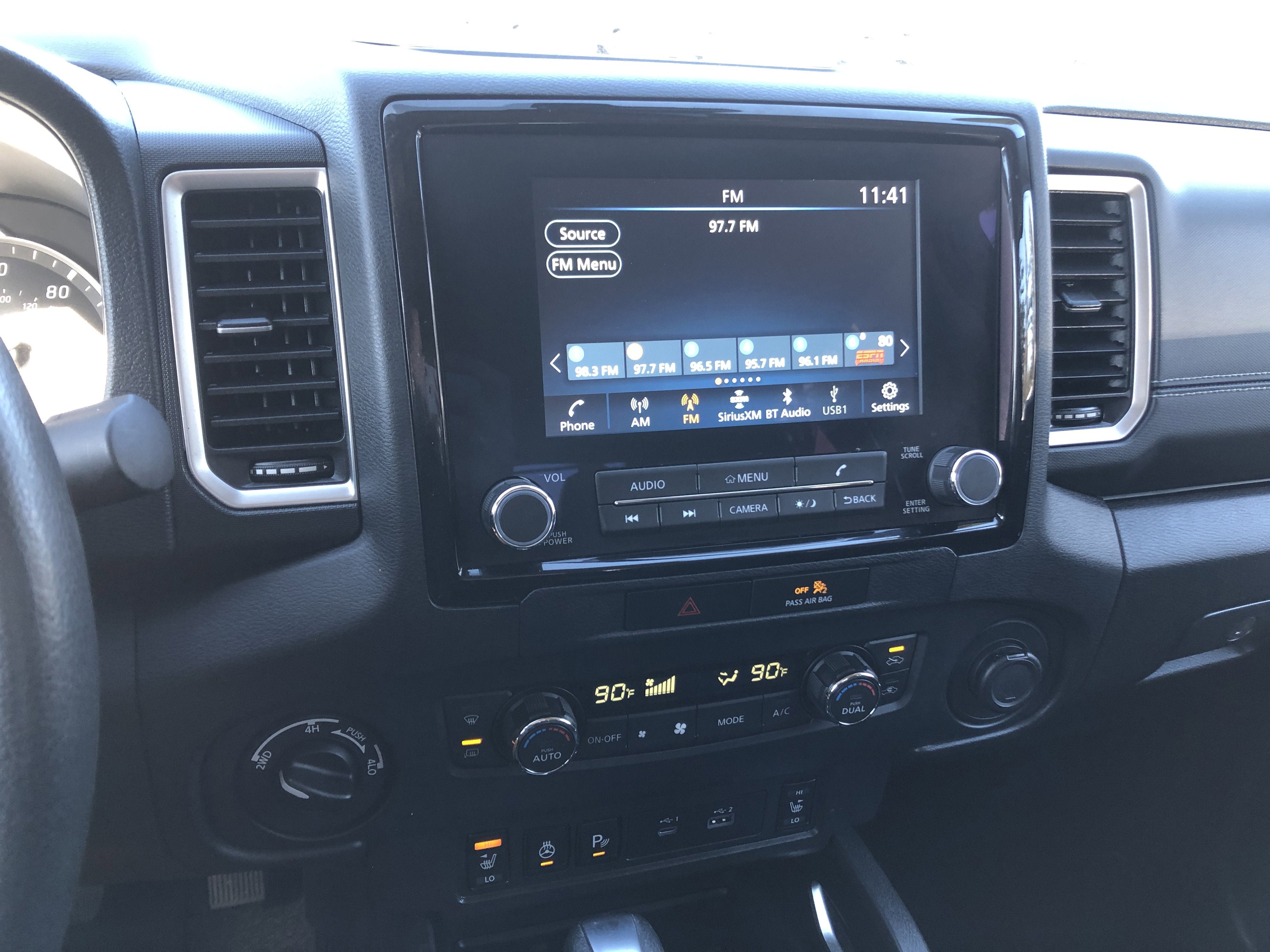 2022 Nissan Frontier SV