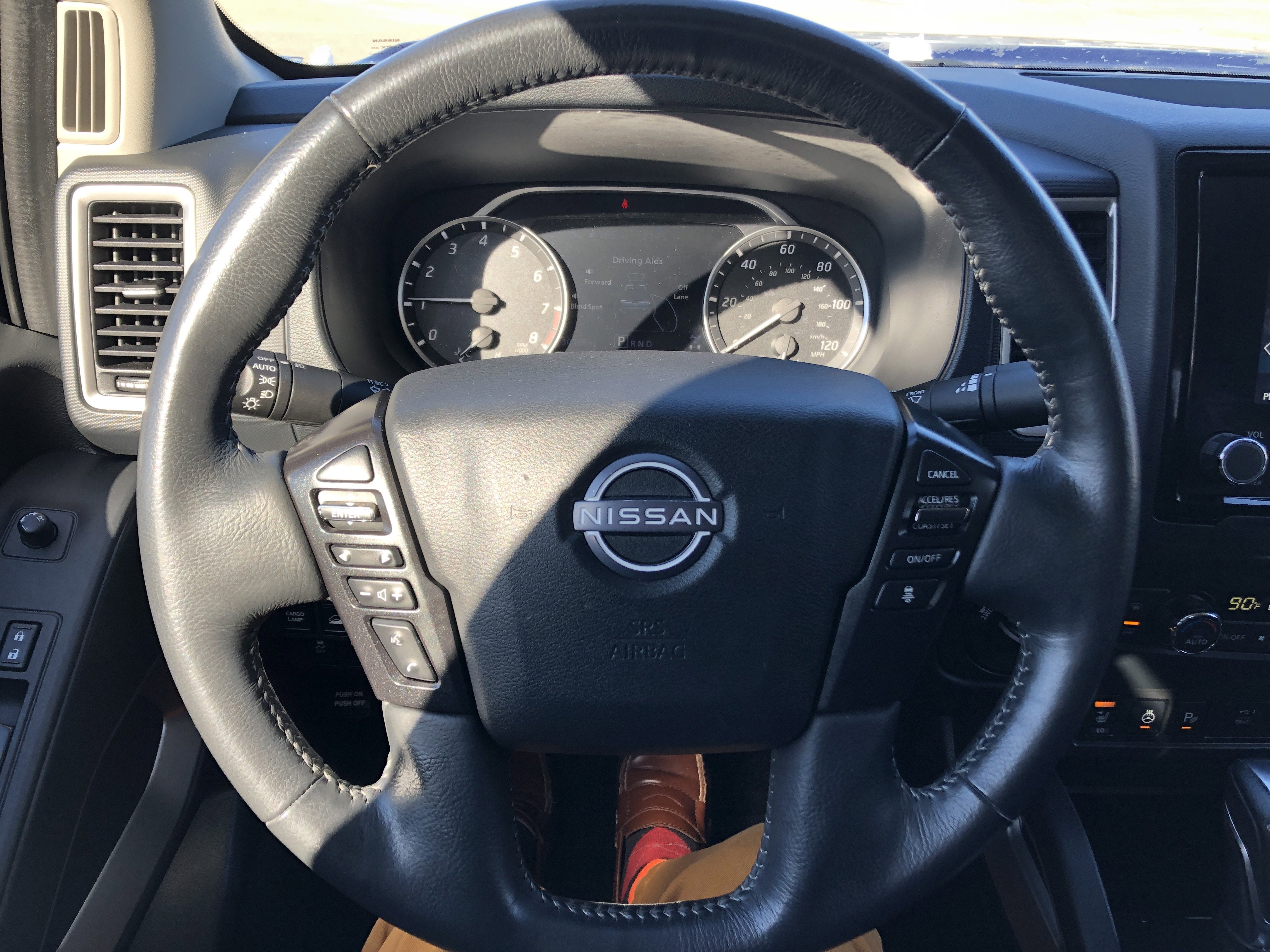 2022 Nissan Frontier SV