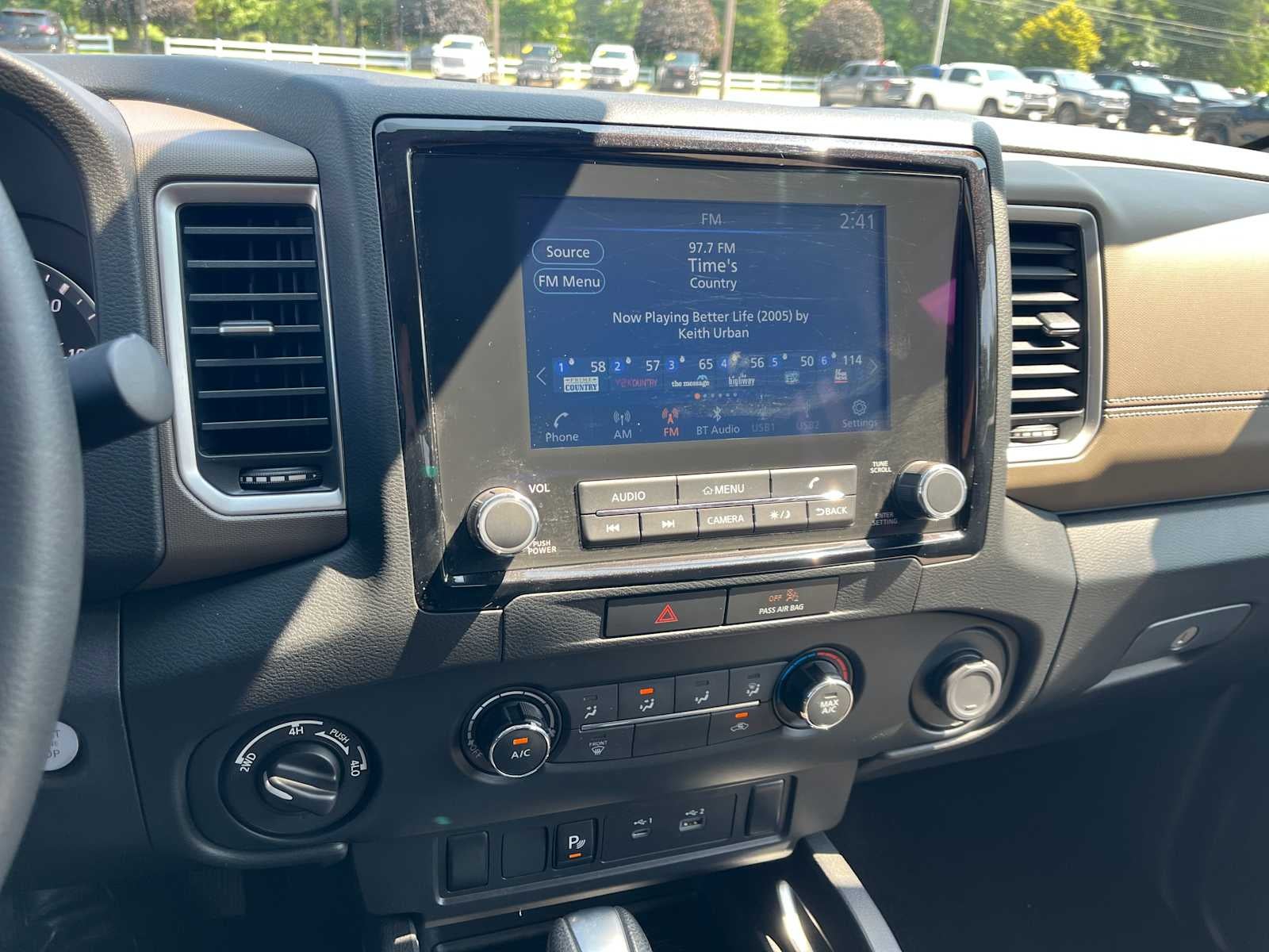 2022 Nissan Frontier SV